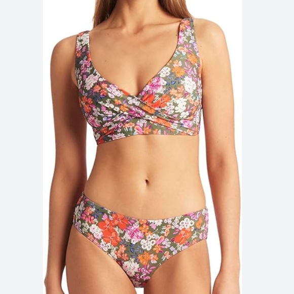 Sea level NWT 10/12 Bikini - Parkland - Crossfront Bikini Top & Mid Rise Bottom - Picture 6 of 10